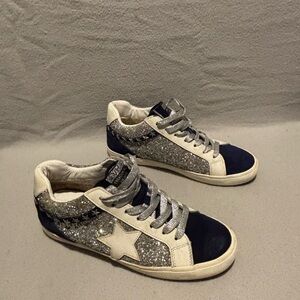Vintage  Havana Bounce 23 Silver Glitter and Navy Suede Sneakers Size 11